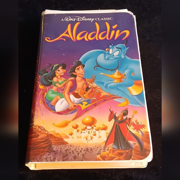 ALADDIN VHS TAPE - Picture 1 of 14